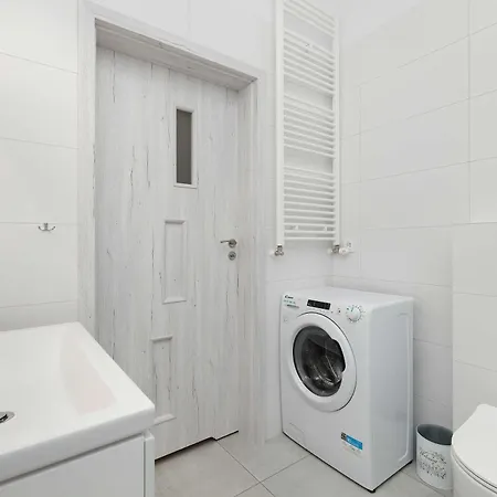 דירה Comfortable Perfect For Remote Work By Renters